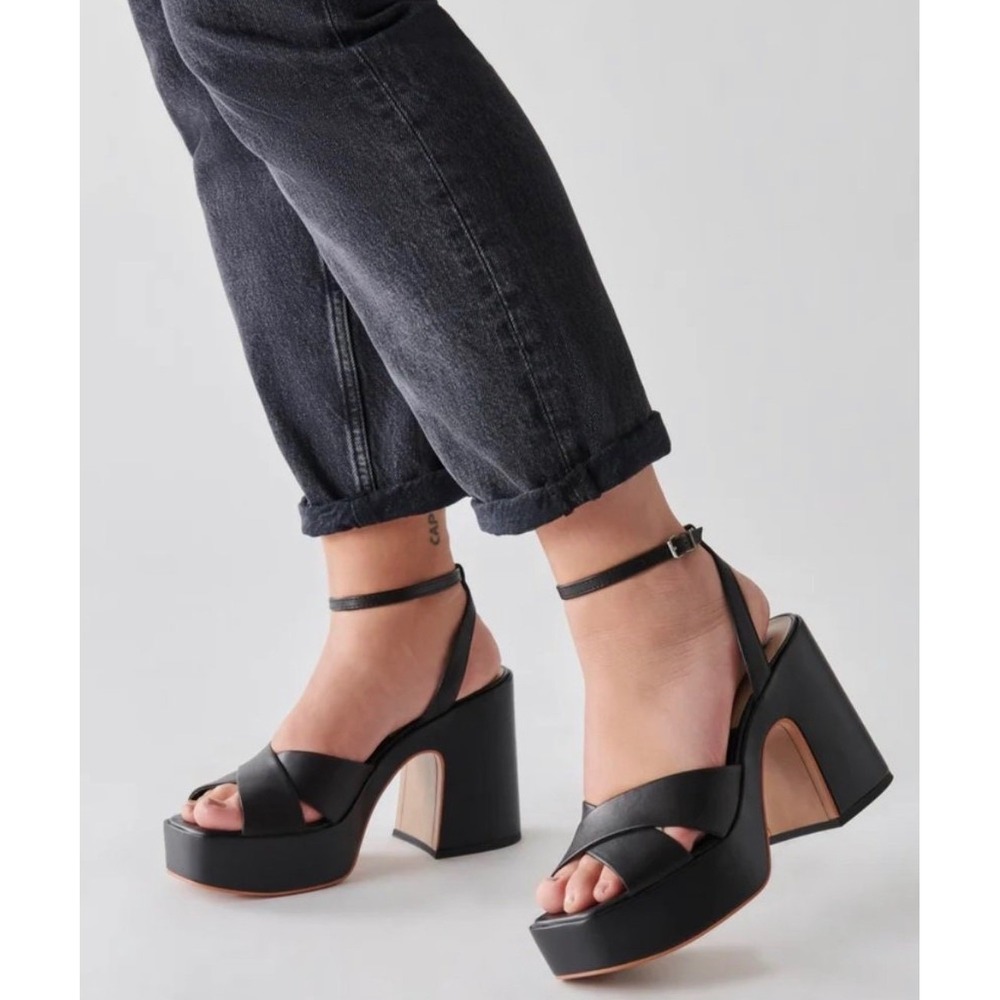 Dolce Vita Women's Black Wessi Platform Sandals 7.5 Chunky Retro 90s Y2K